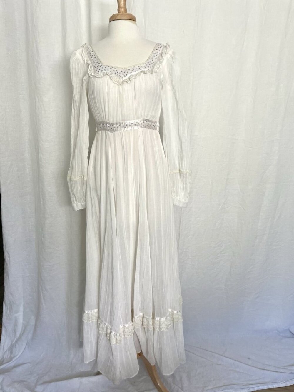 Vintage 70’s Gunne Sax Prairie Cottagecore Long Sleeve Maxi Dress Wedding sz XS - Picture 1 of 16